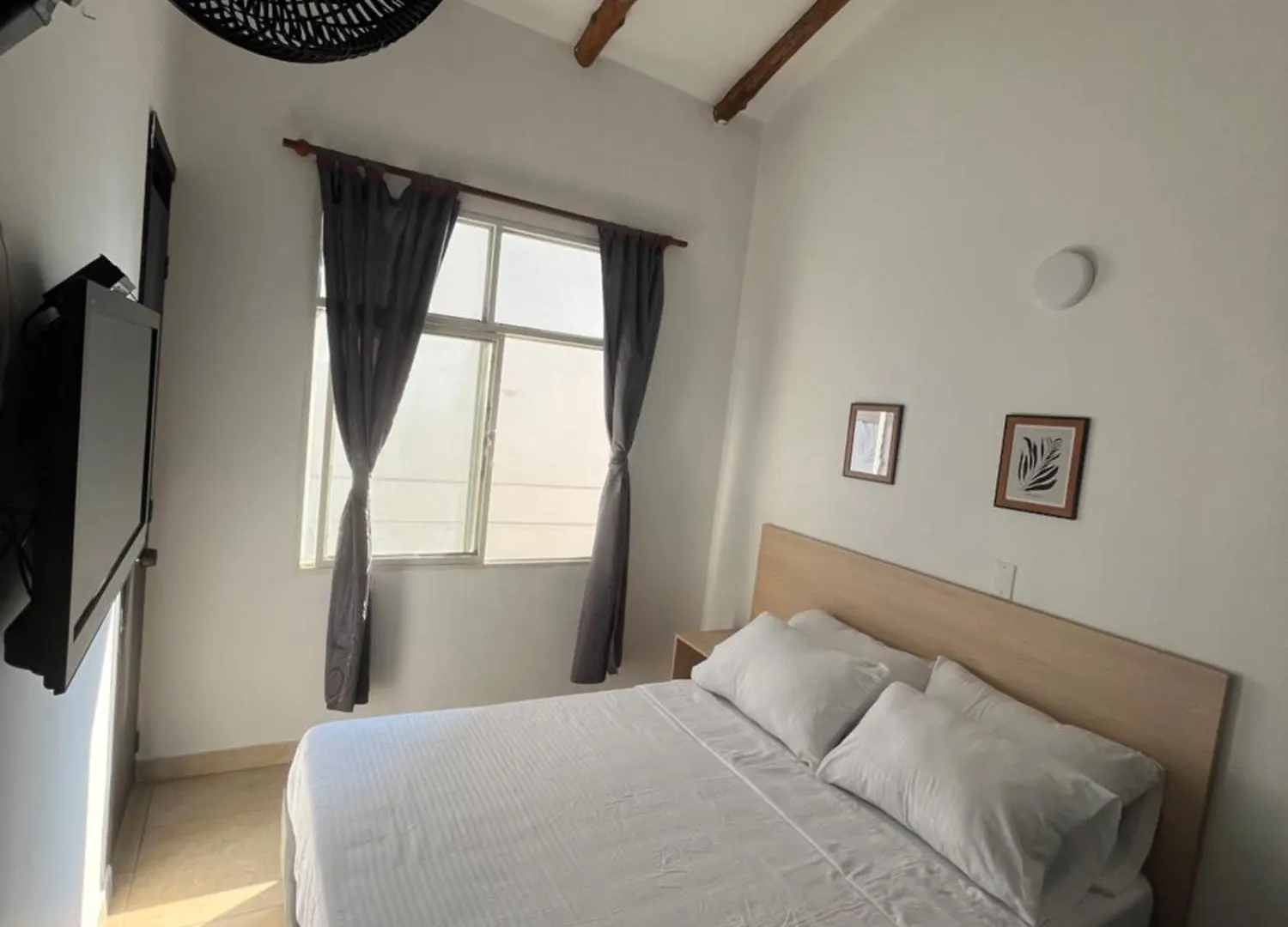 Hostal El Cedro Cali Colombia